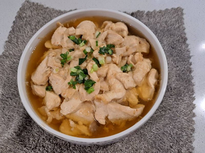 菇菇雞滑
