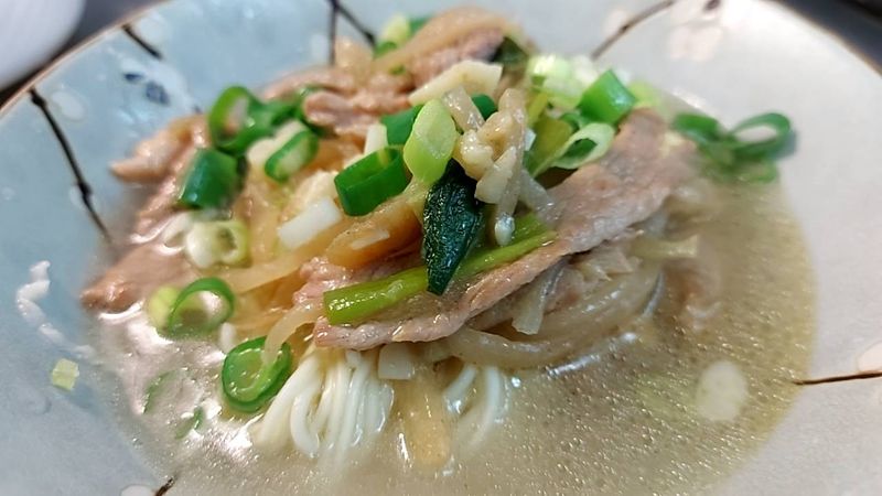 榨菜肉絲麵