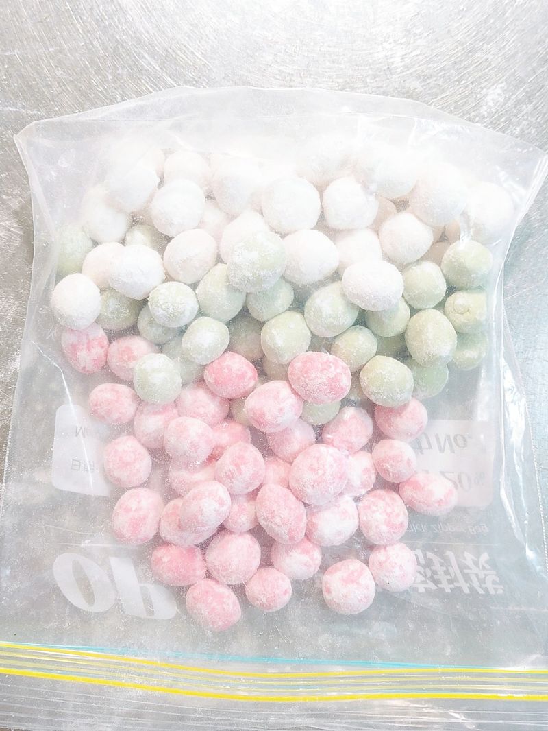 綠白三色湯圓