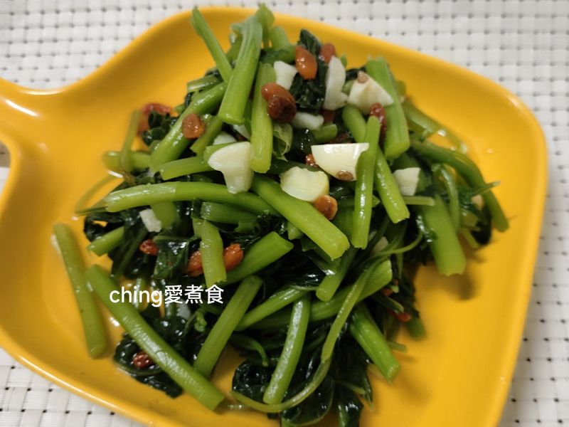 十分鐘上菜-熱炒蒜香枸杞活力菜