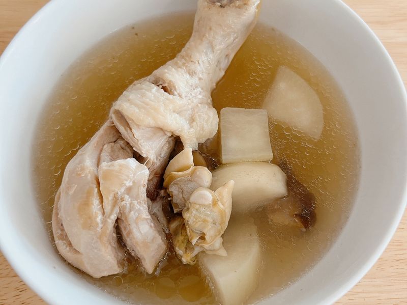 香菇蛤蜊雞湯(電鍋)