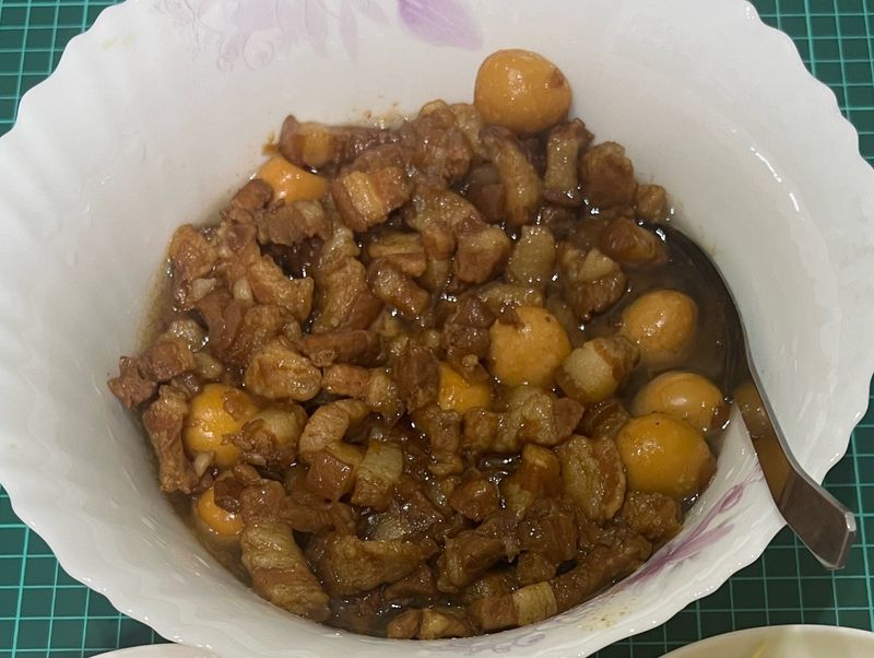 可樂滷肉飯