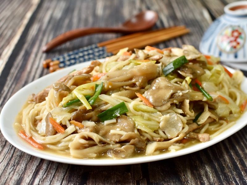舞菇家常炒麵
