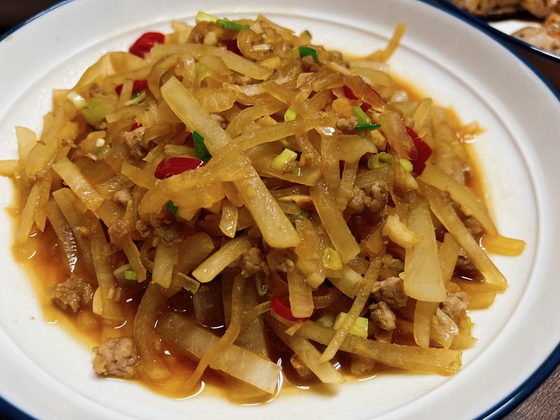 蘿蔔炒肉絲