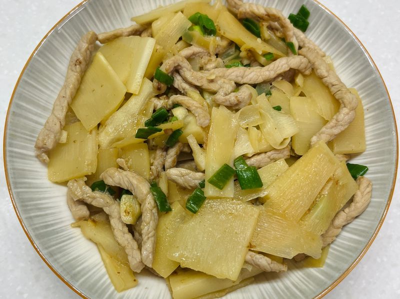 筍片炒肉絲