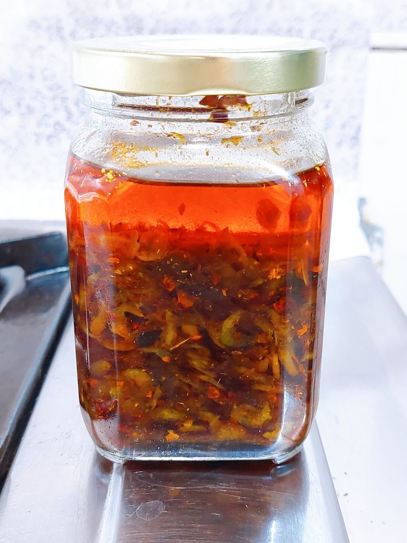 辣味蔥香蝦油