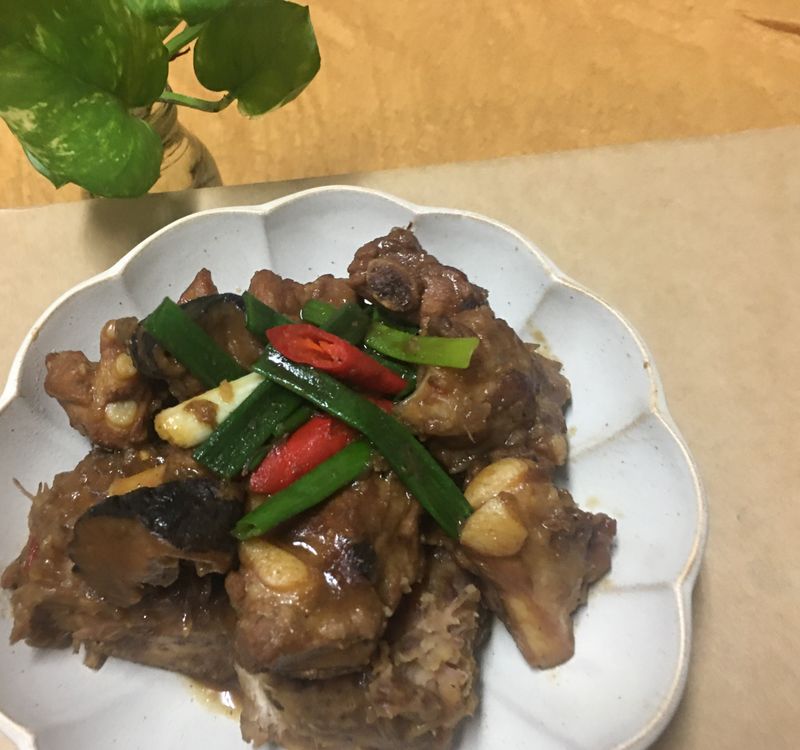 芋頭燒排骨