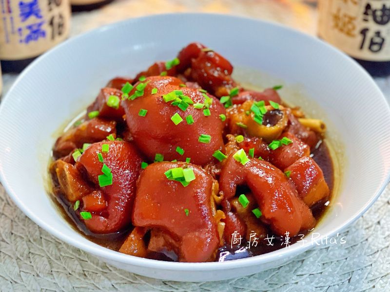 茶姬滷豬腳