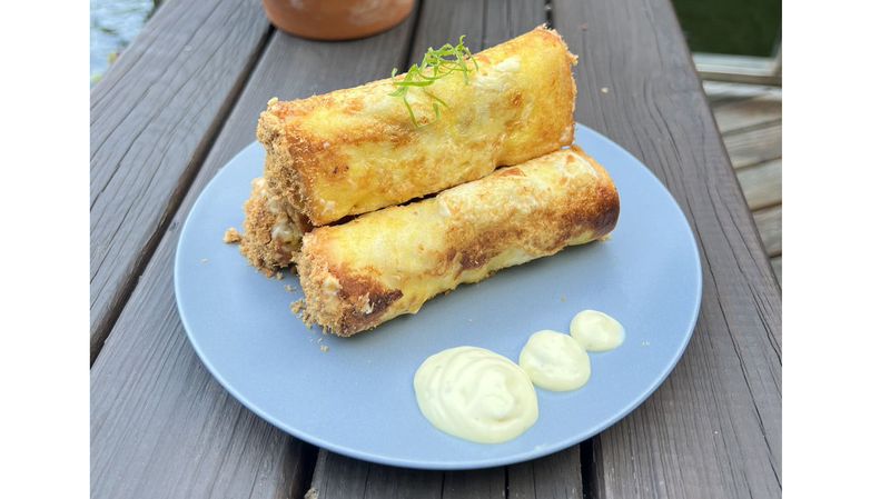 肉鬆吐司捲