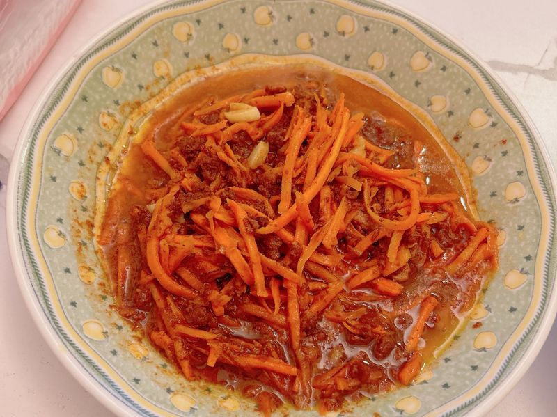 紅蘿蔔炒肉醬