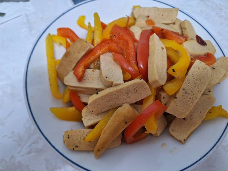 彩椒炒豆干
