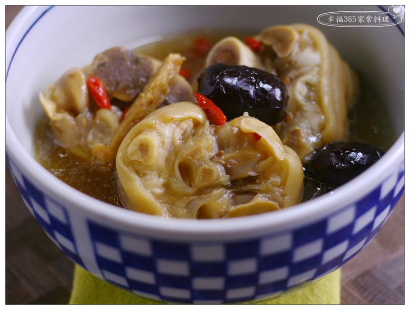 當歸豬腳湯