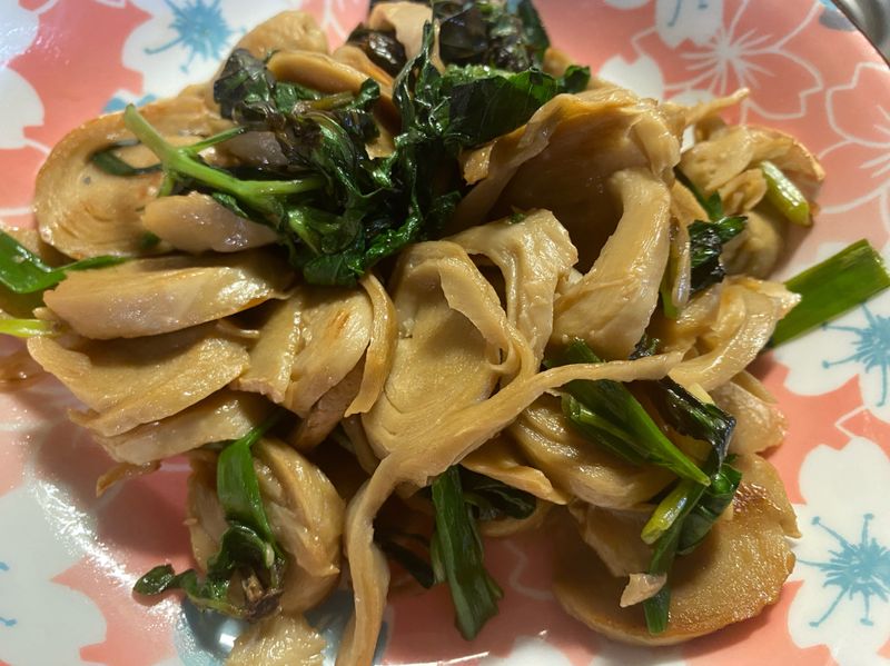 九層塔炒麵腸