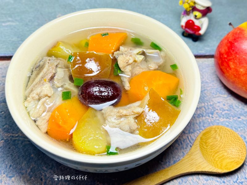 蘋果胡蘿蔔排骨湯|電鍋快手料理