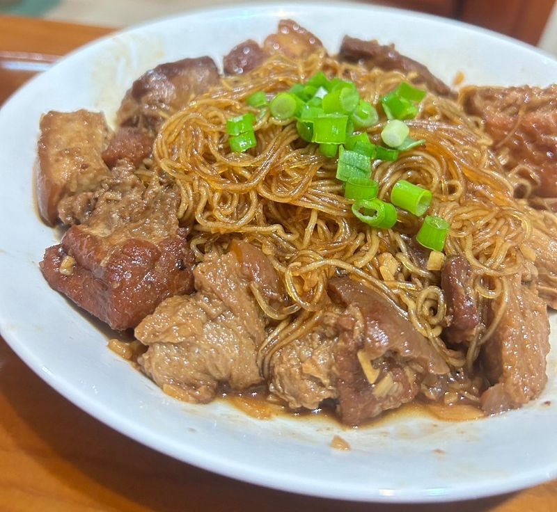 控肉炒冬粉