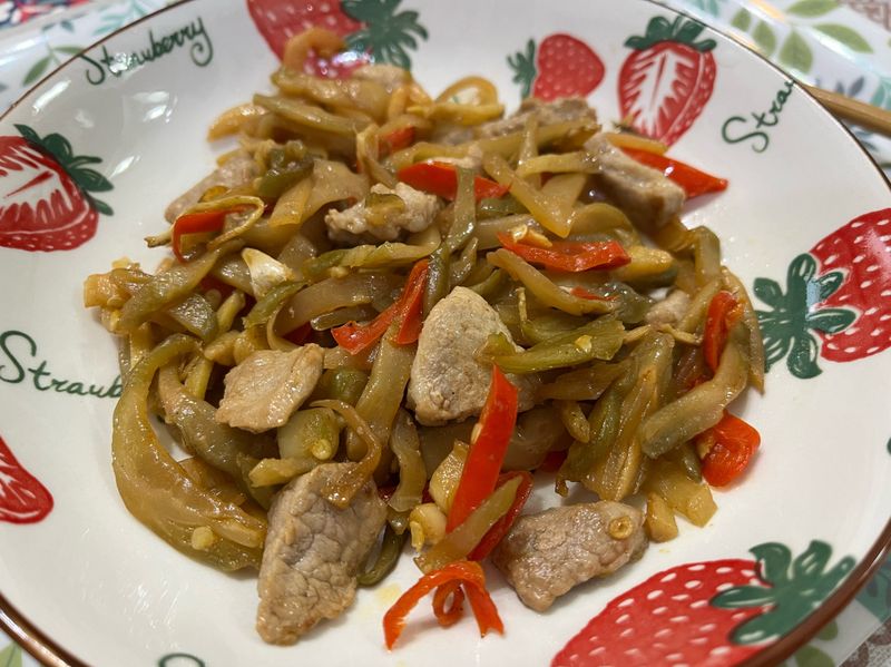 榨菜炒肉絲