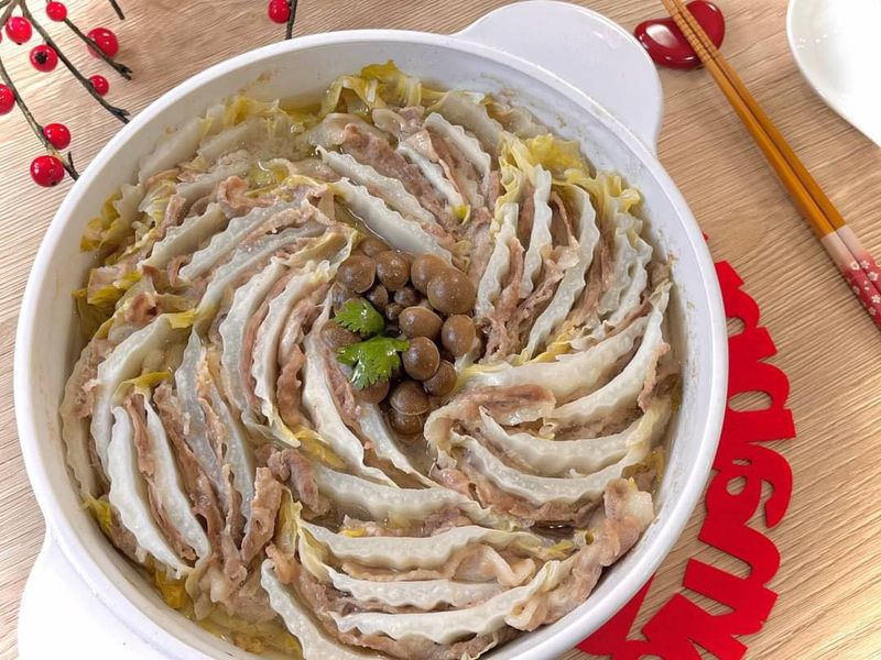 花開富貴喜氣洋洋|低碳酸菜白肉鍋
