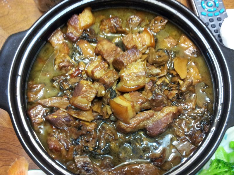 梅干菜滷五花肉