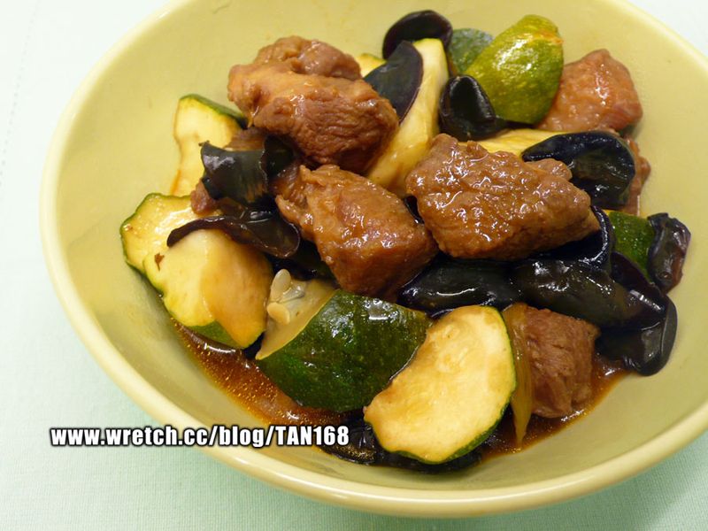木耳紅燒肉【6】