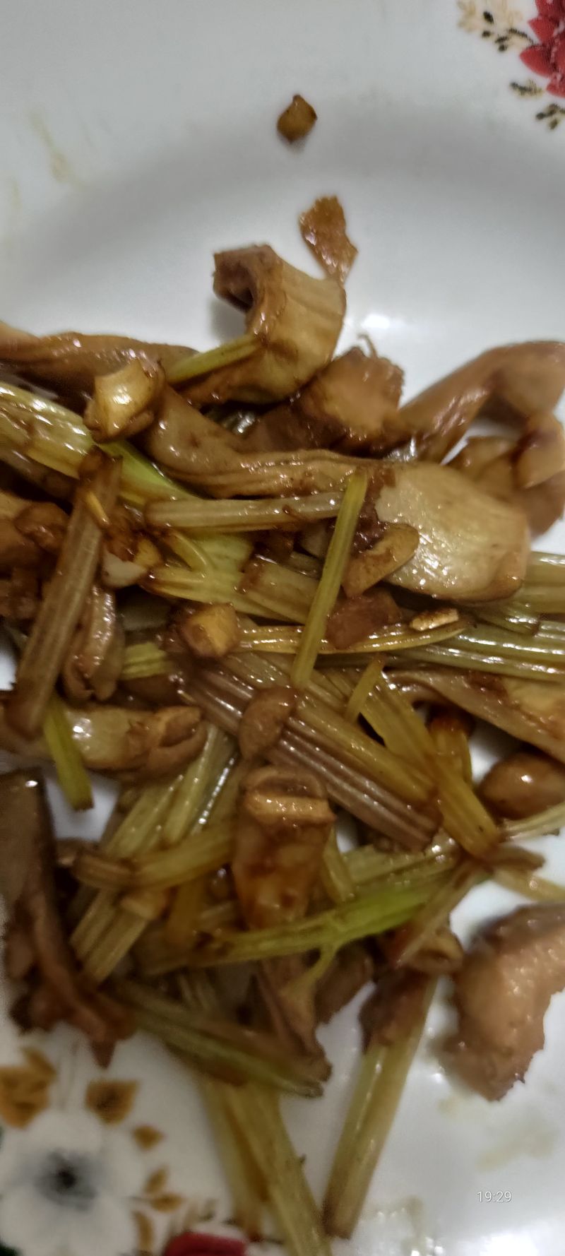 芹菜豬肚
