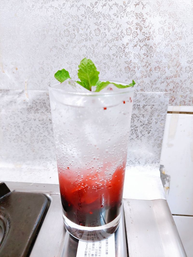 桑葚氣泡酒