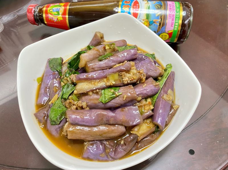 蠔油塔香茄子