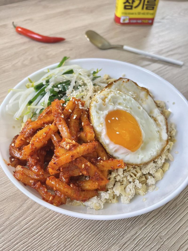 無糖低碳|韓式白蘿蔔泡菜佐偽豆腐飯