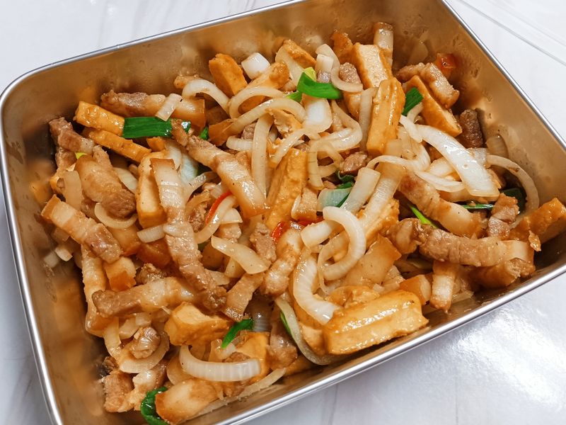 鹹豬肉炒豆干