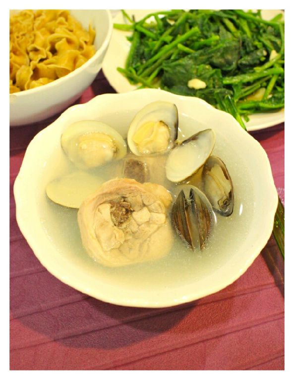 蛤蠣雞湯