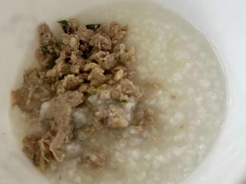 香菇蒸肉稀飯