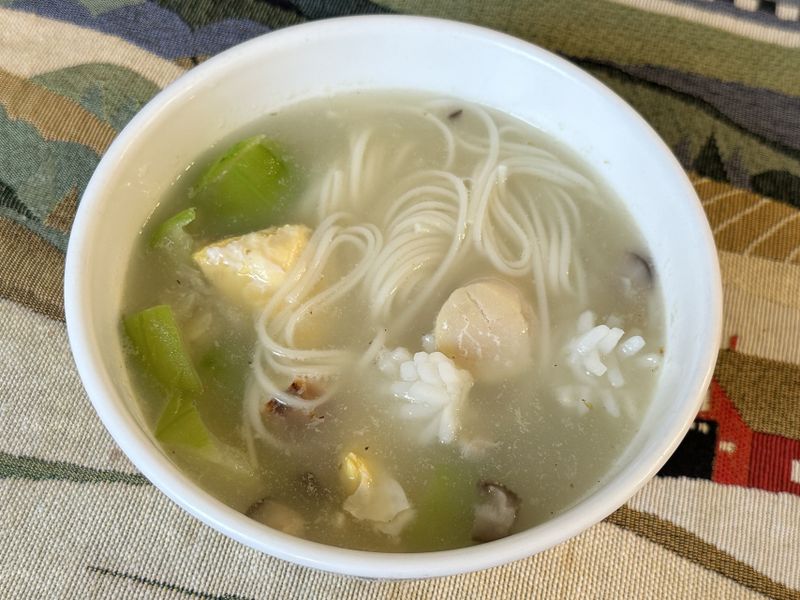 絲瓜雞蛋菇麵