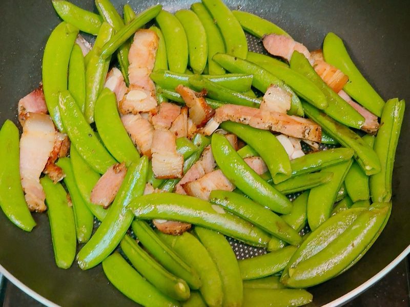 燒肉炒甜豆