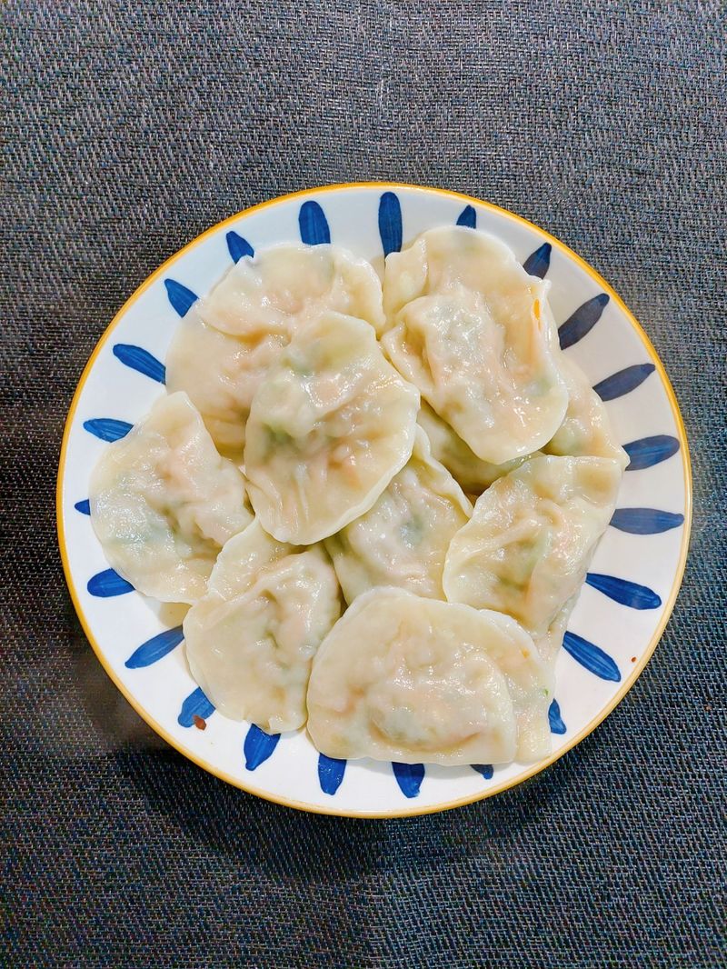 黃瓜蘿蔔水餃