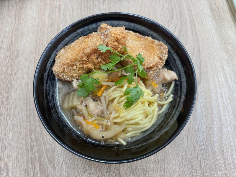 土魠魚羹麵