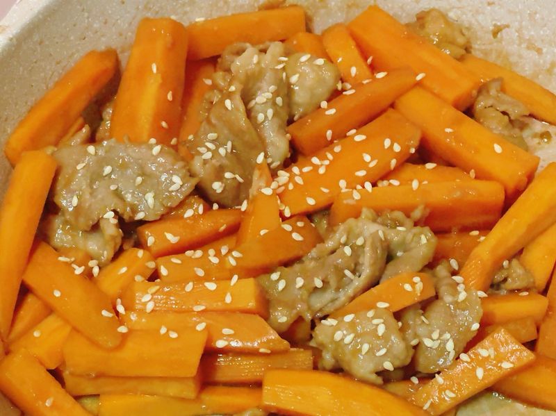 甜醬豬肉炒地瓜