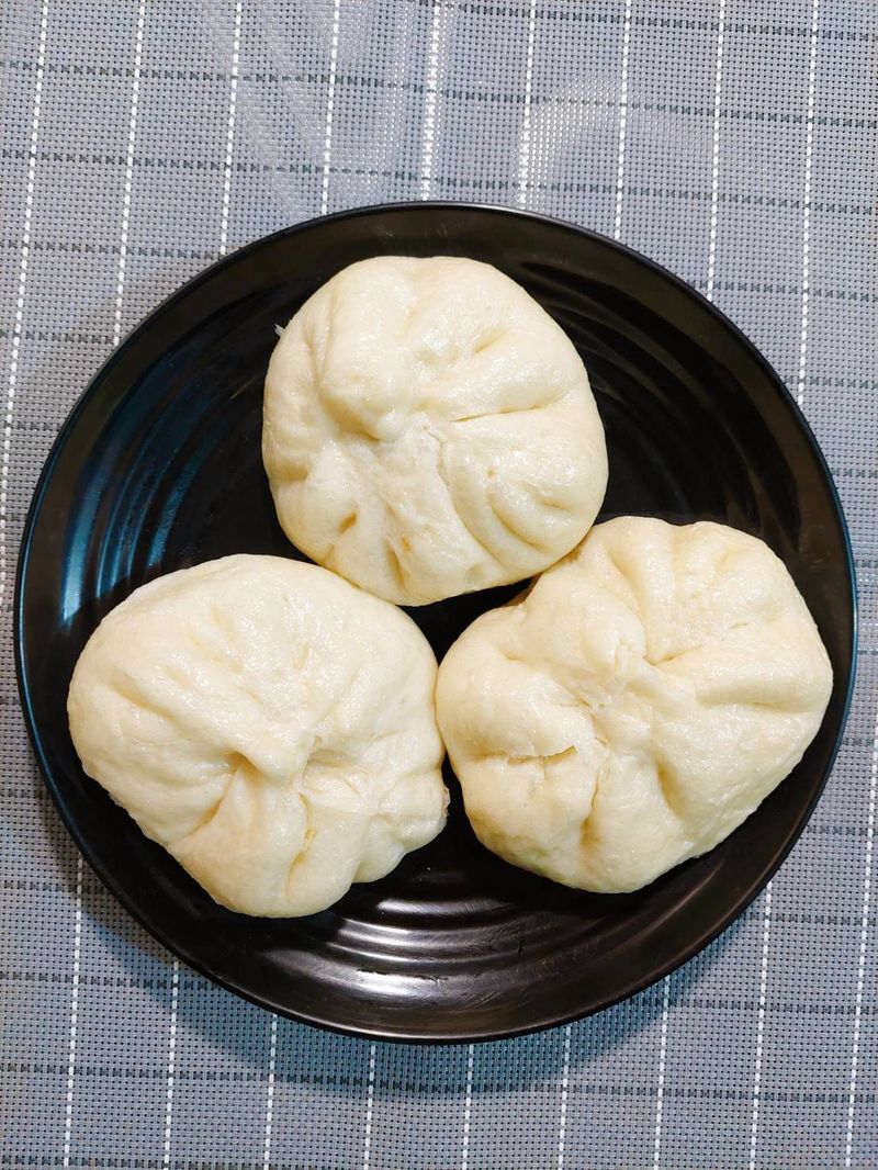 奶香鮮肉包子