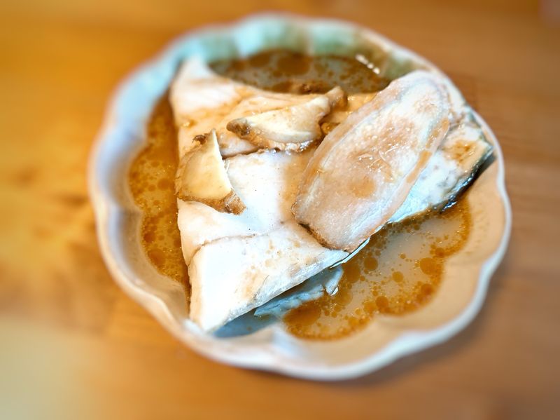 清蒸麻油鱸魚