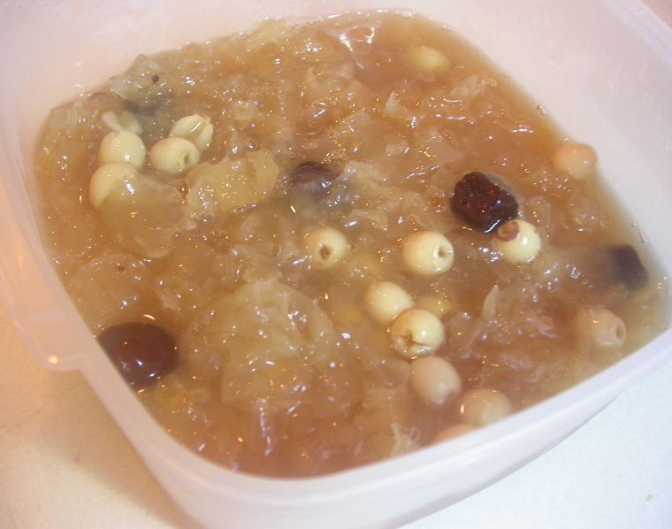 《eagle的廚房》蓮子白木耳湯