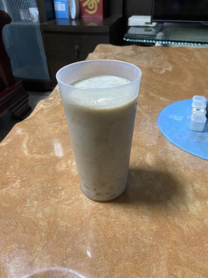 綠豆粉圓牛奶
