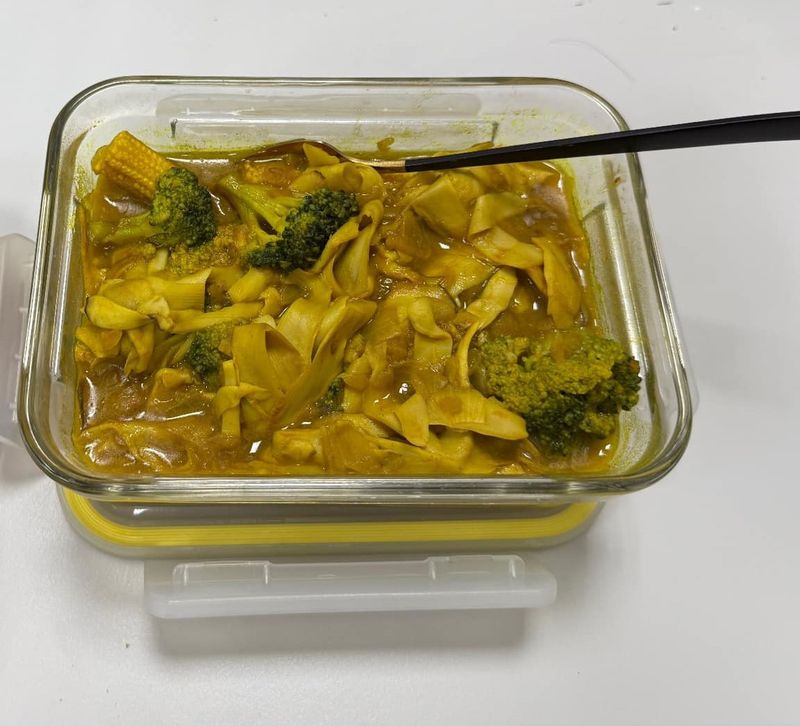 咖哩杏鮑菇麵