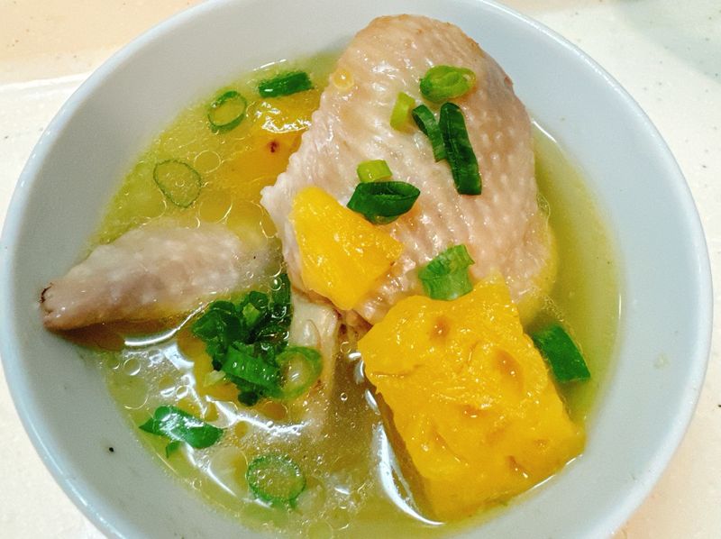 鳳梨苦瓜雞湯