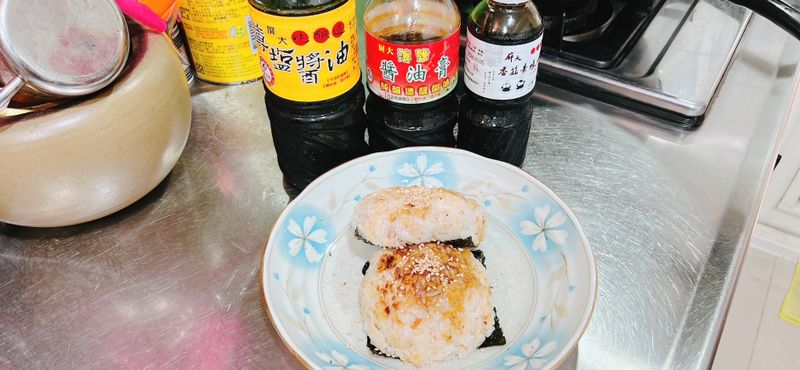 輕鬆做出居酒屋日式烤飯糰~幸福的滋味!