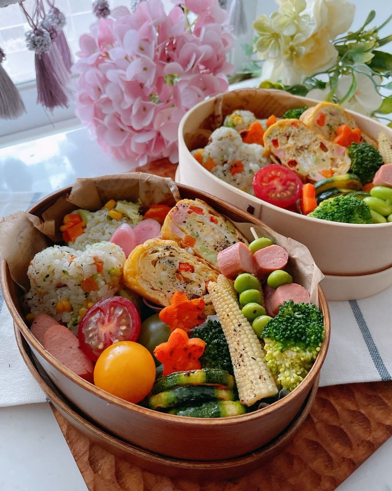 日式彩蔬飯糰便當(奶蛋素)