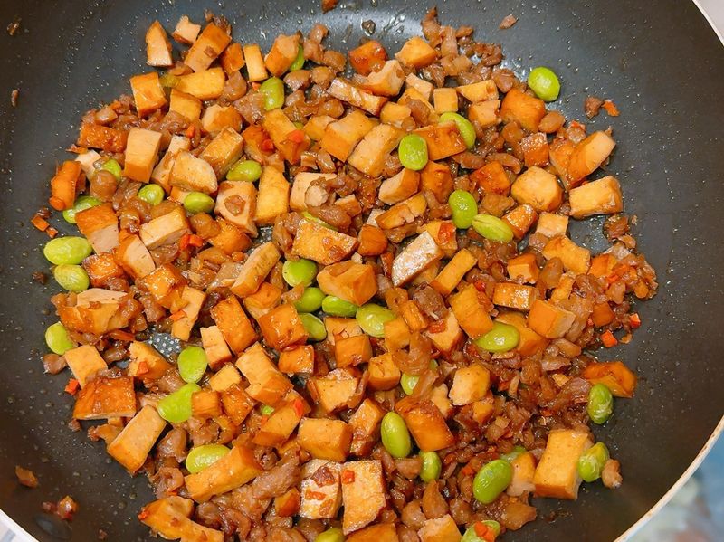 菜脯炒豆乾