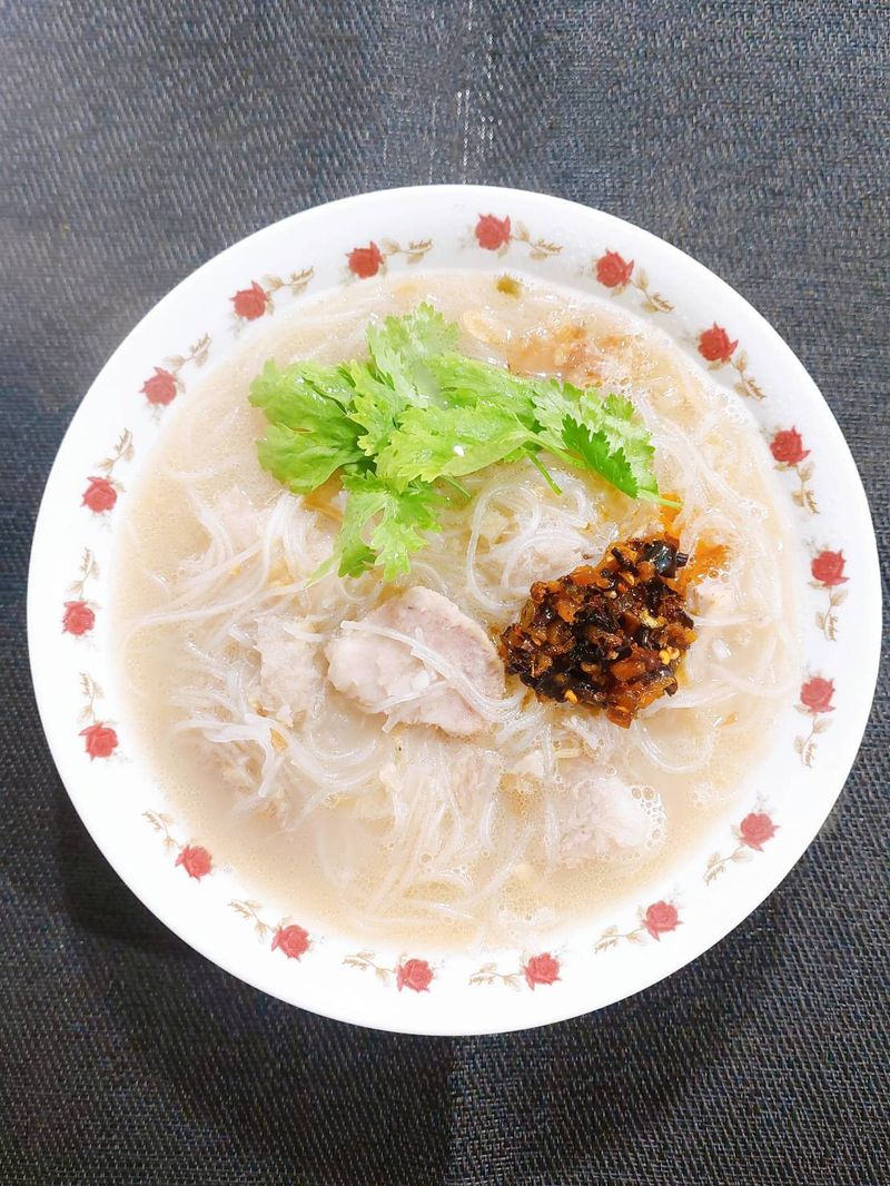芋頭米粉湯