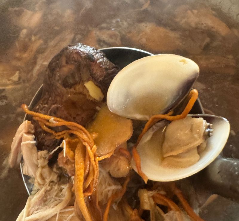 老菜脯雞湯