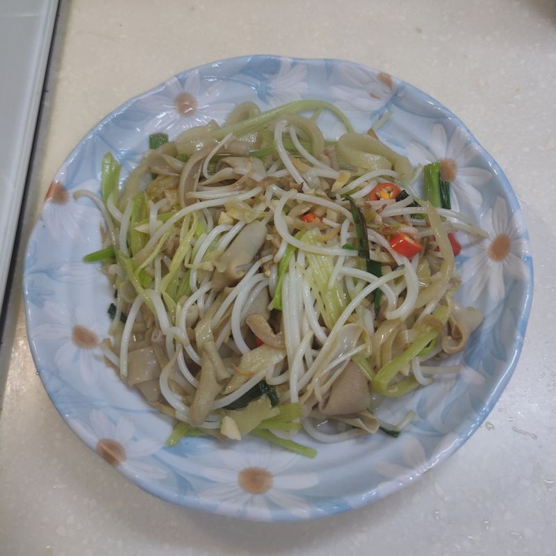 芹菜炒鵝腸