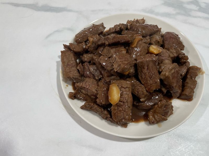 蒜香牛小排