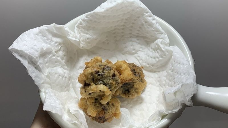 酥炸葡萄乾