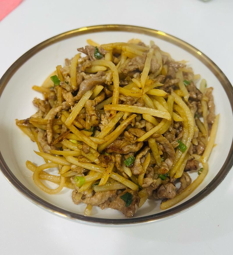 馬鈴薯炒肉